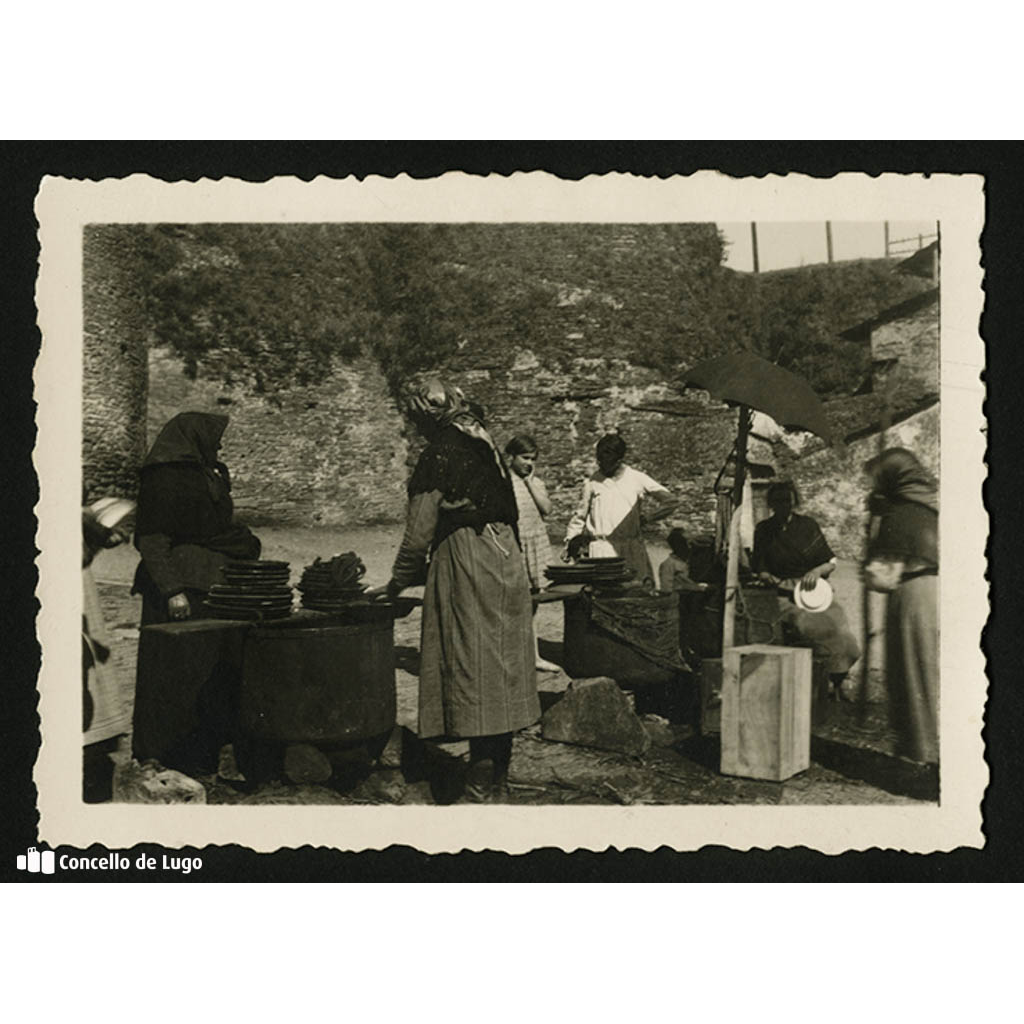 San Froilán. Vendedoras de polbo. Lugo, 1921