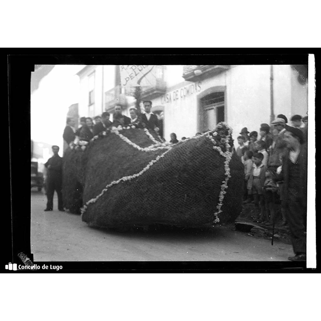 Concurso de carrozas do San Froilán. Carroza da zoca de Pelúdez