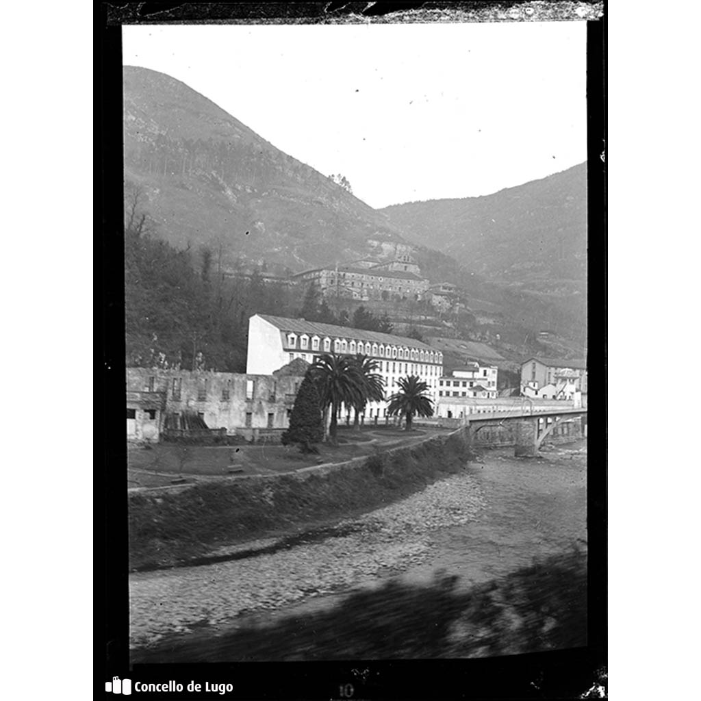Paisaxe fluvial. Balneario de Caldas de Besaya, Cantabria