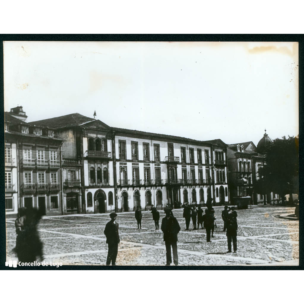 Colexio dos Franciscanos na Praza Maior