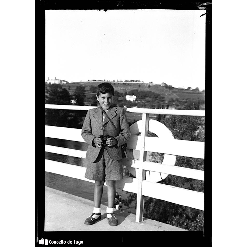 Retrato de Valentín Roldán no Club Fluvial de Lugo