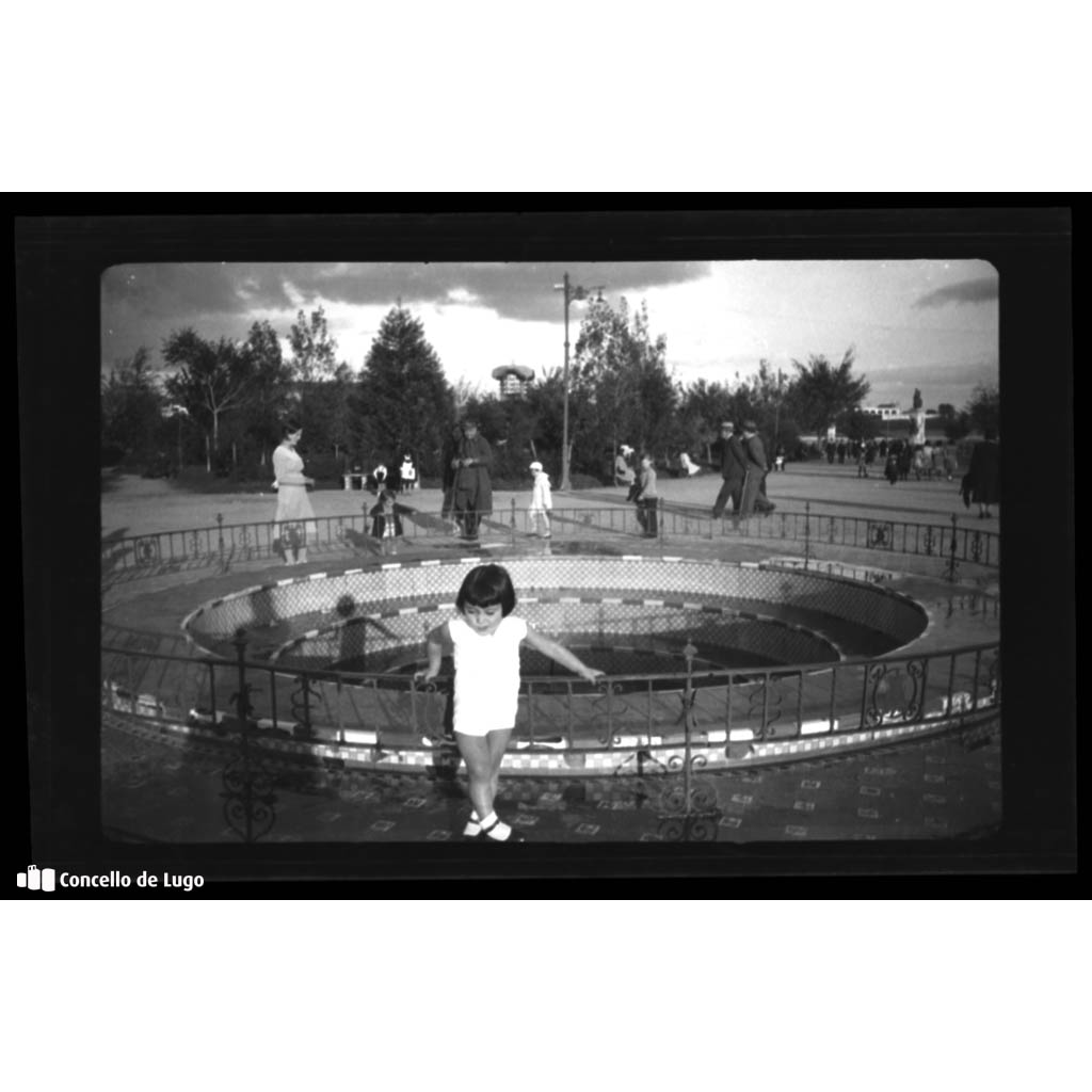 Retrato de Valentín Roldán no Parque Rosalía de Castro